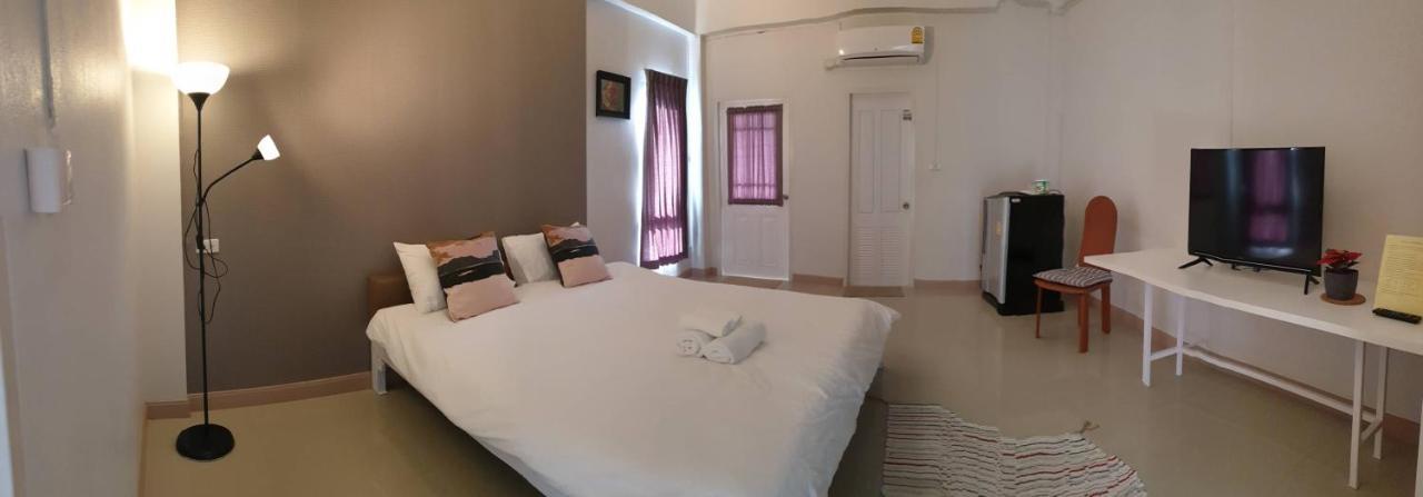 Prinya House ปริญญา เฮ้าส์ Aparthotel Ban Huai Kapi Luaran gambar